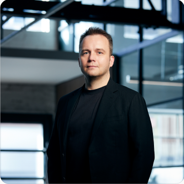 Travis Thomas, COO